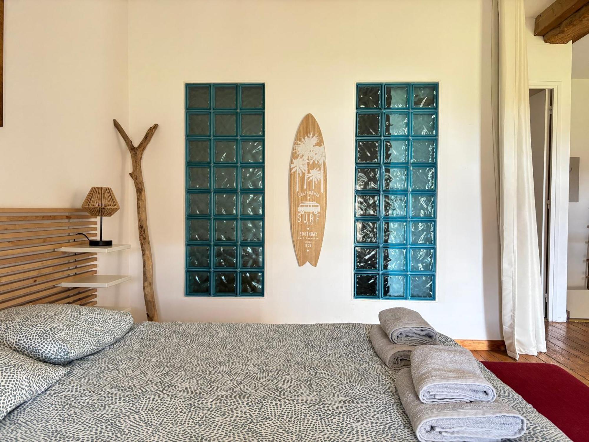 Les Douves Duplex 5 Personnes Lumineux Avec Jardin Et Terrasse Amenagee , Vue Sur Chateau A 5Mn De La Mer, Proche Omaha Beach Et Bayeux Commes Exterior foto