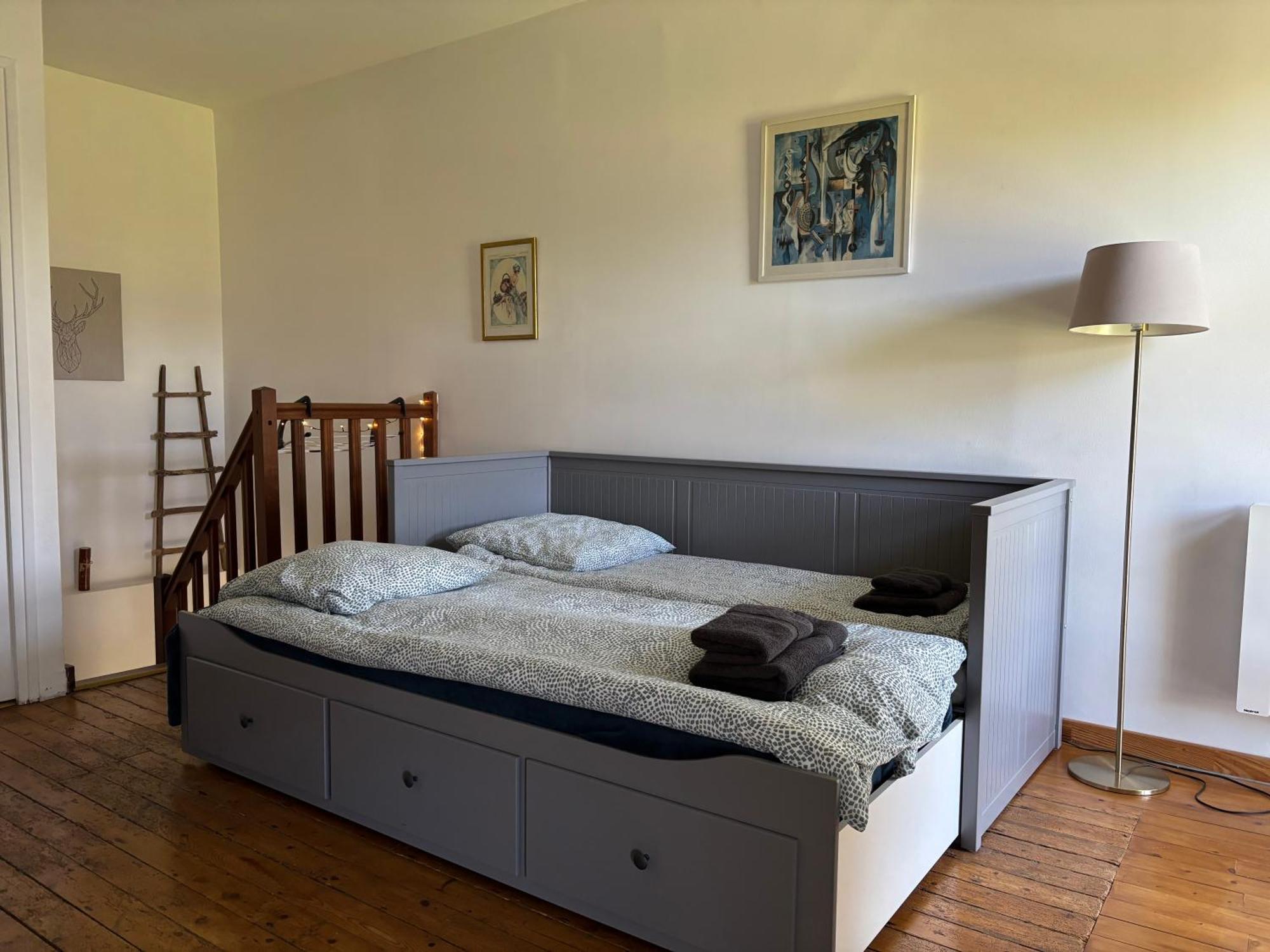 Les Douves Duplex 5 Personnes Lumineux Avec Jardin Et Terrasse Amenagee , Vue Sur Chateau A 5Mn De La Mer, Proche Omaha Beach Et Bayeux Commes Exterior foto